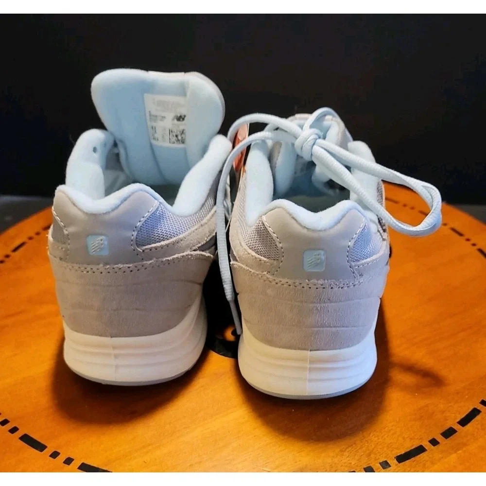new balance 877 V1 womens Walking shoes Size 9.5
